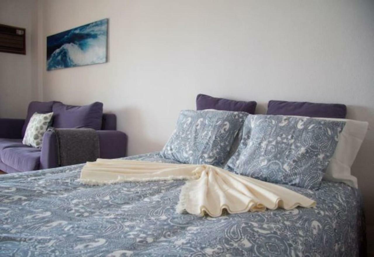 Wonderful Studio Apartment in front of the beach Costa da Caparica Exterior foto