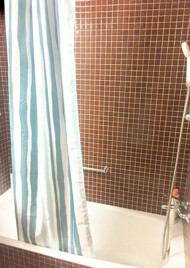 Wonderful Studio Apartment in front of the beach Costa da Caparica Exterior foto
